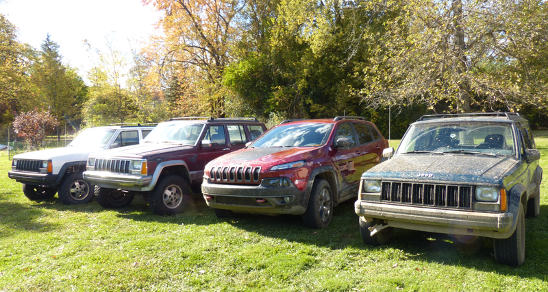Illustration for article titled Which Is Better Off-Road: A Brand New Jeep Cherokee Or My Old $600 Craigslist Cherokee?